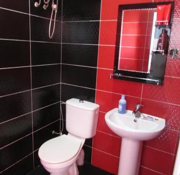 اتاق استاندارد, Joni Guest House