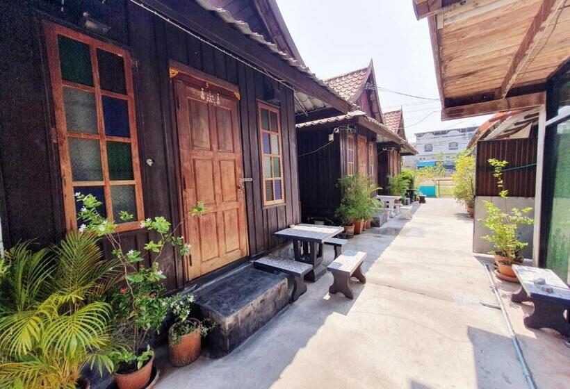 غرفة ديلوكس ثلاثية, Ktt Resort Sukhothai