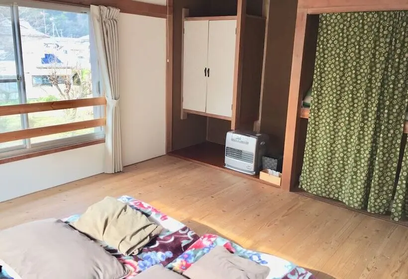 エコノミールーム, Guest House Itokawa