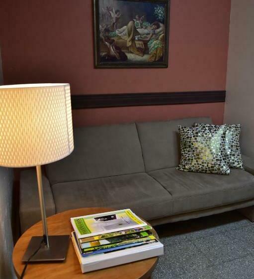 اتاق استاندارد, Hostal Universitario