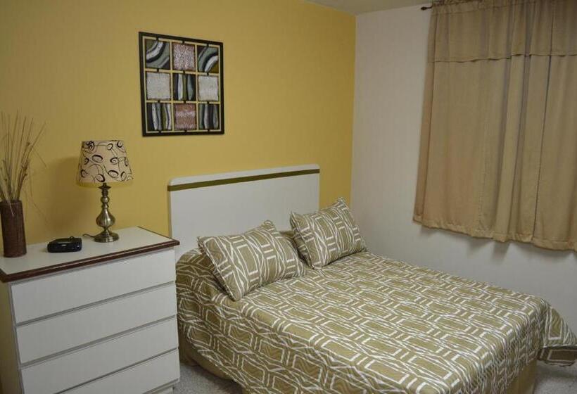 اتاق استاندارد, Hostal Universitario