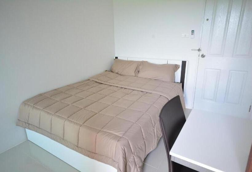 Номер Deluxe, Jc Guesthouse @ Suratthani Airport