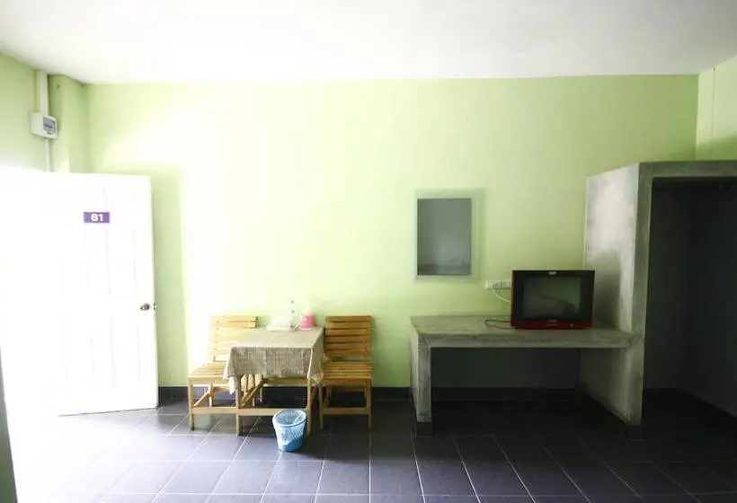 スタンダードルーム, Mee Rak Resort