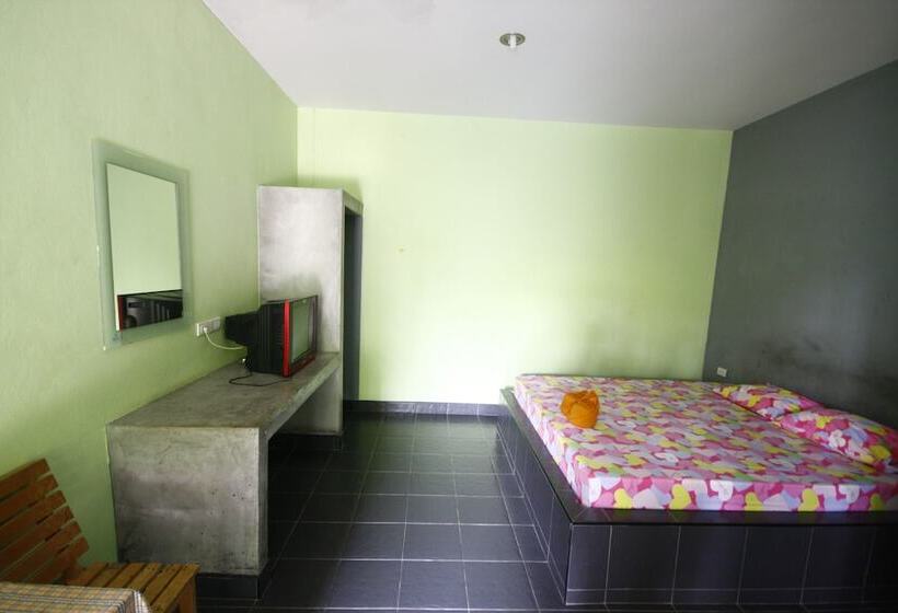 スタンダードルーム, Mee Rak Resort