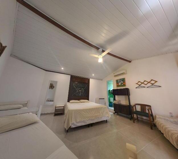 חדר סטנדרט לארבעה, Pousada Luar