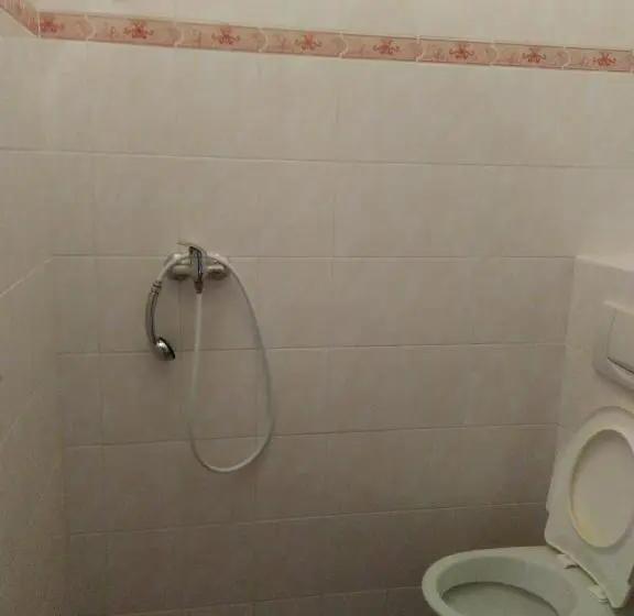スタンダード４人部屋, Zimní Stadion Tábor