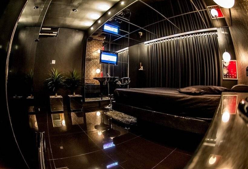 Люкс, Motel Paradiso Passo Fundo   Adults Only