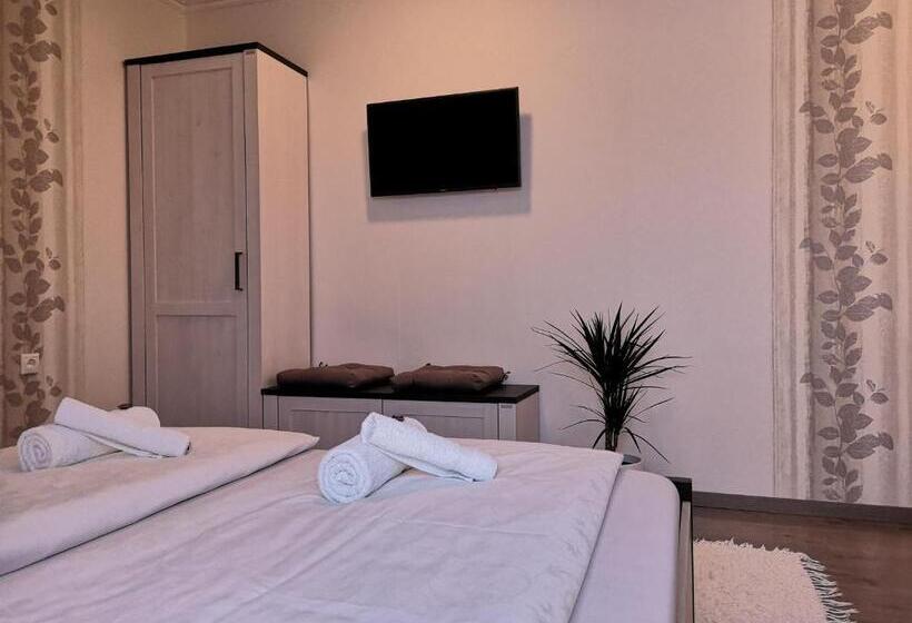 חדר סטנדרט, Szabó Vendégház