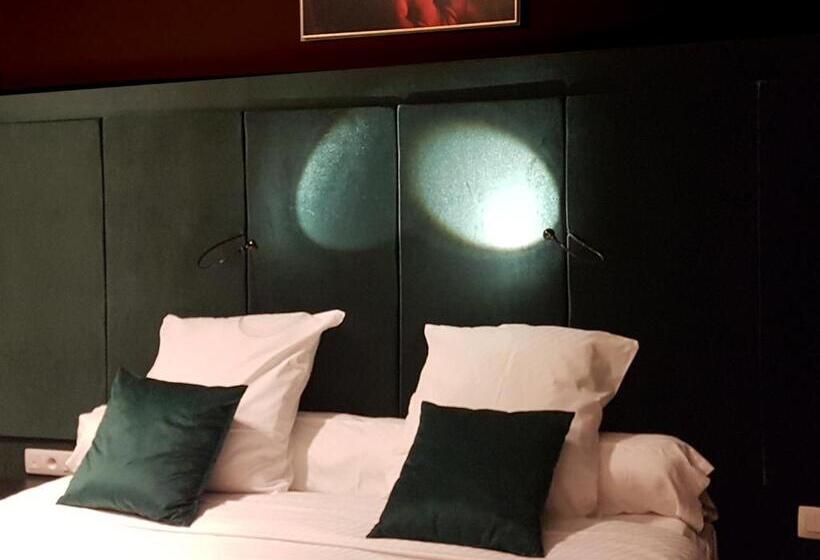 Superior-huone, Goodnight Antwerp