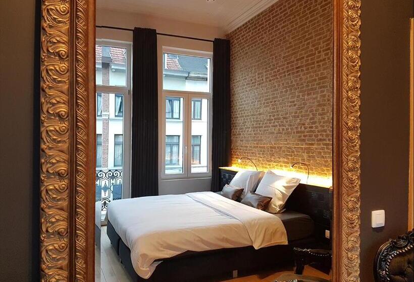 Deluxe-huone, Goodnight Antwerp