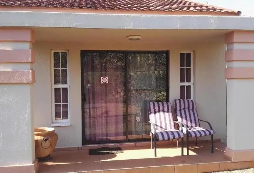 اتاق استاندارد با چشمانداز باغ, Ezulwini Guest House