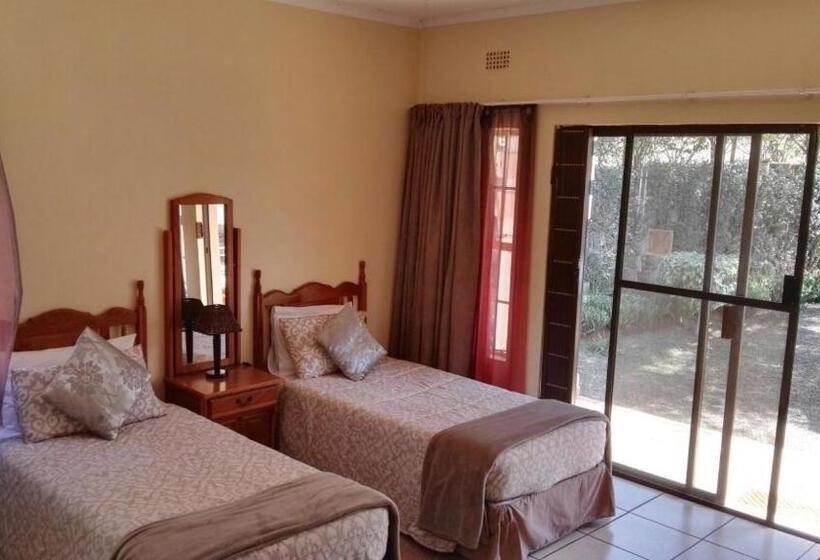 اتاق استاندارد با چشم‌انداز باغ, Ezulwini Guest House