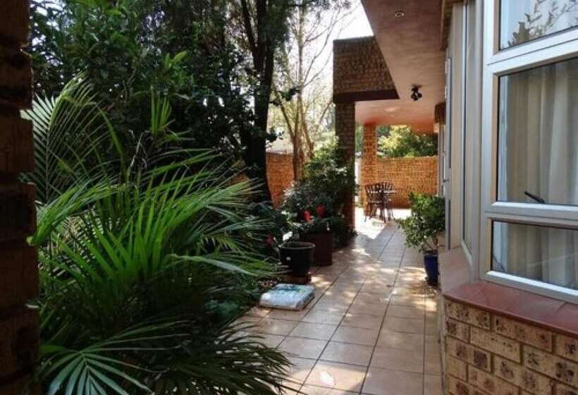 Апартаменты 3 Спальни, The Monte Carlo