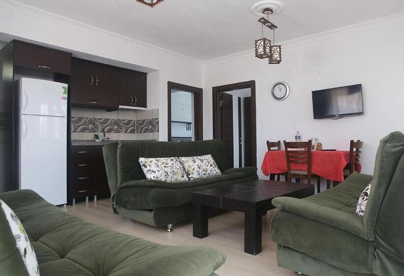 اتاق لوکس چهار تخته, Yeni Bademli Konuk Evi