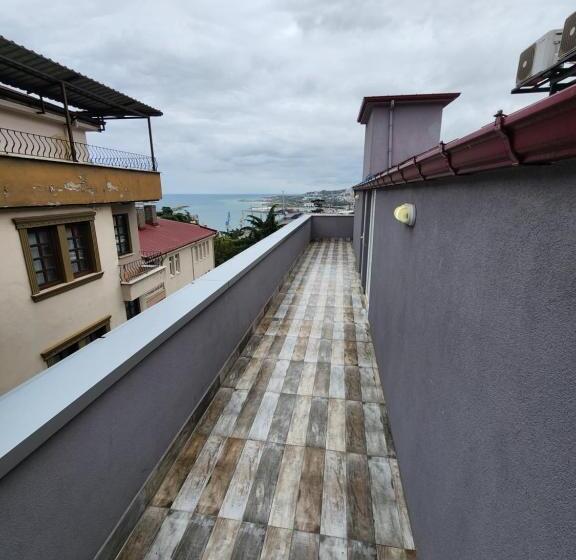 آپارتمان 1 خوابه با بالکن, Esa Suite