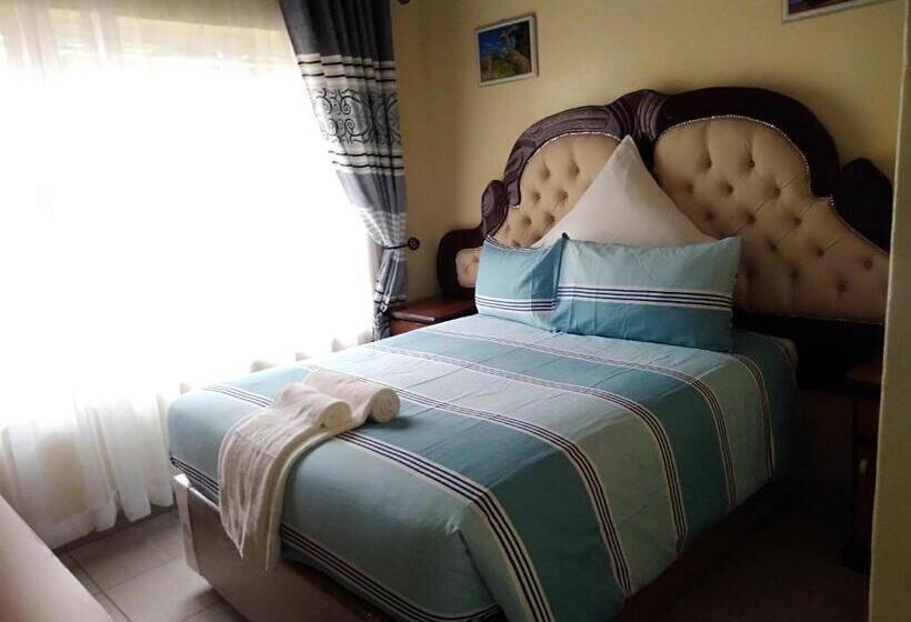 اتاق لوکس, Crown Inn Guest House