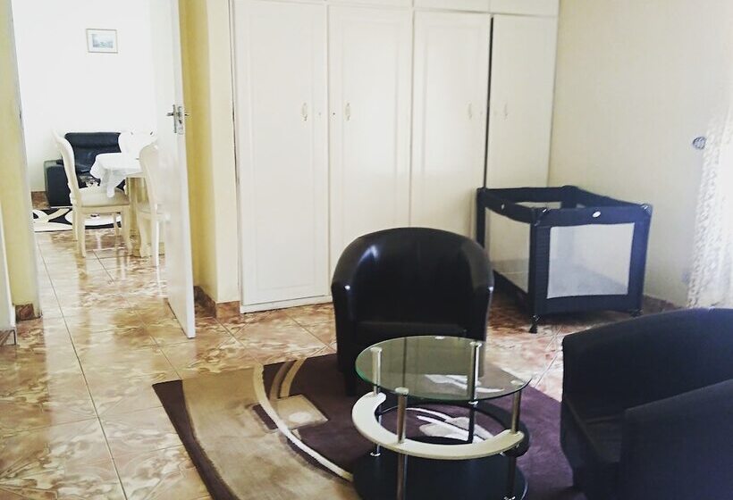 اتاق لوکس, Crown Inn Guest House