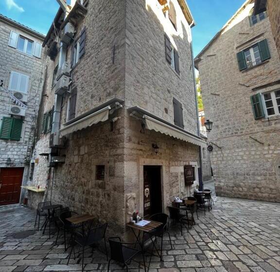 اتاق استاندارد, Guesthouse Athos