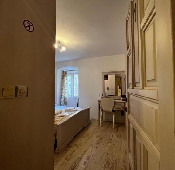 اتاق استاندارد, Guesthouse Athos