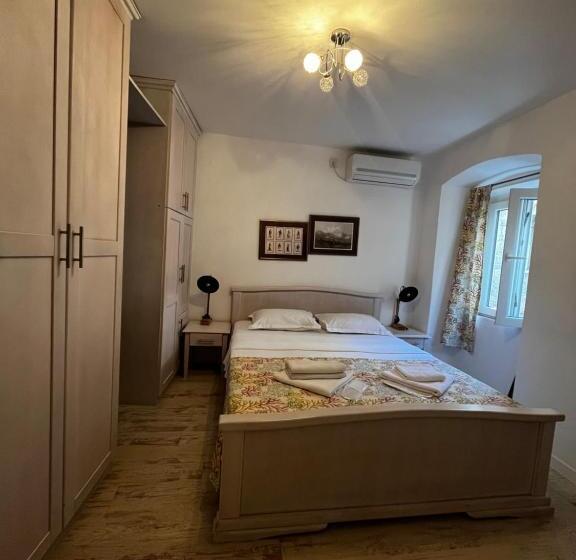 اتاق استاندارد, Guesthouse Athos