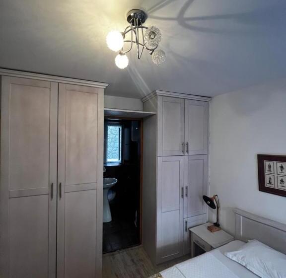 اتاق استاندارد, Guesthouse Athos