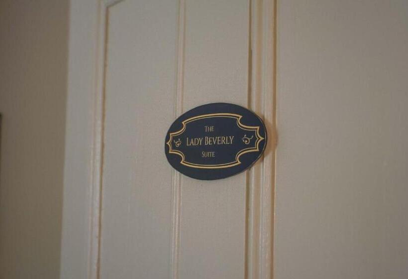 스탠다드 룸, The Woodview Inn