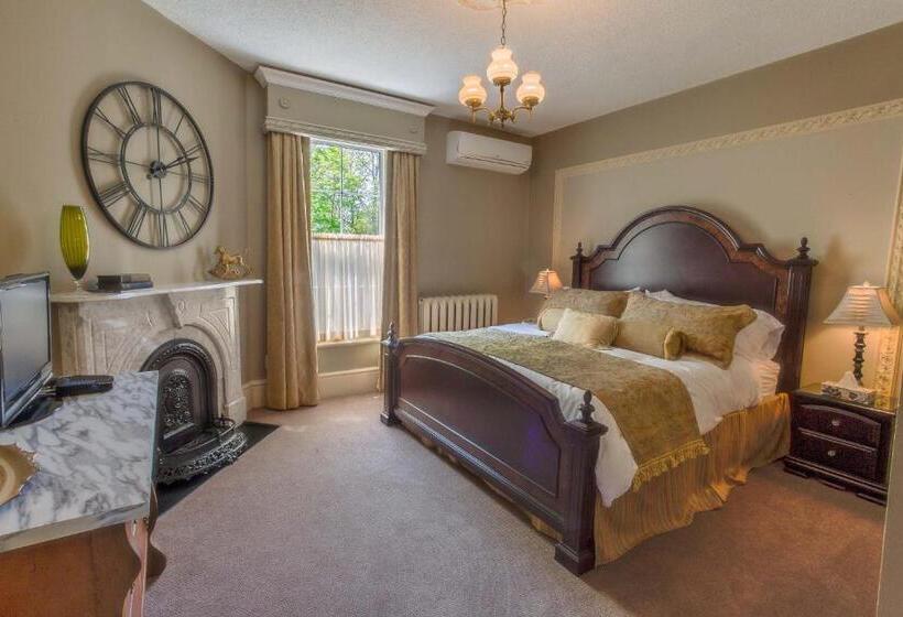 스탠다드 룸 킹사이즈 침대, The Woodview Inn