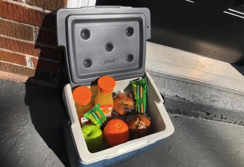 디럭스 스위트, The Woodview Inn