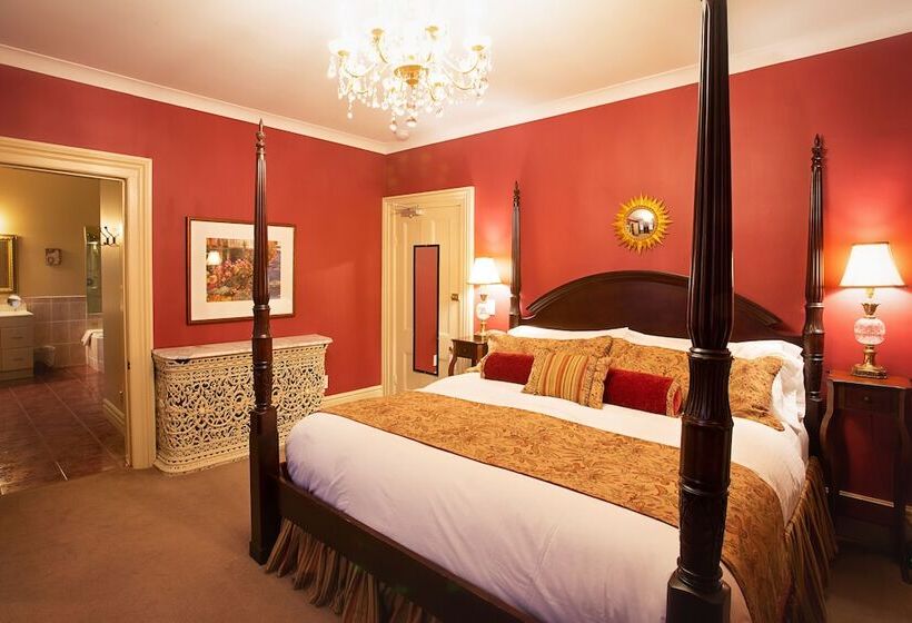 디럭스 스위트, The Woodview Inn