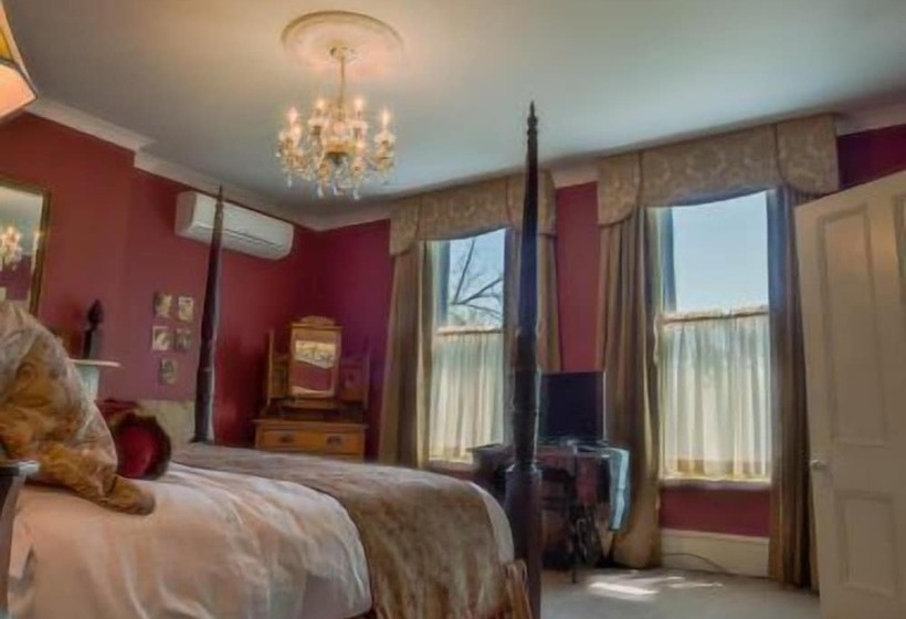 Люкс Повышенной Комфортности, The Woodview Inn