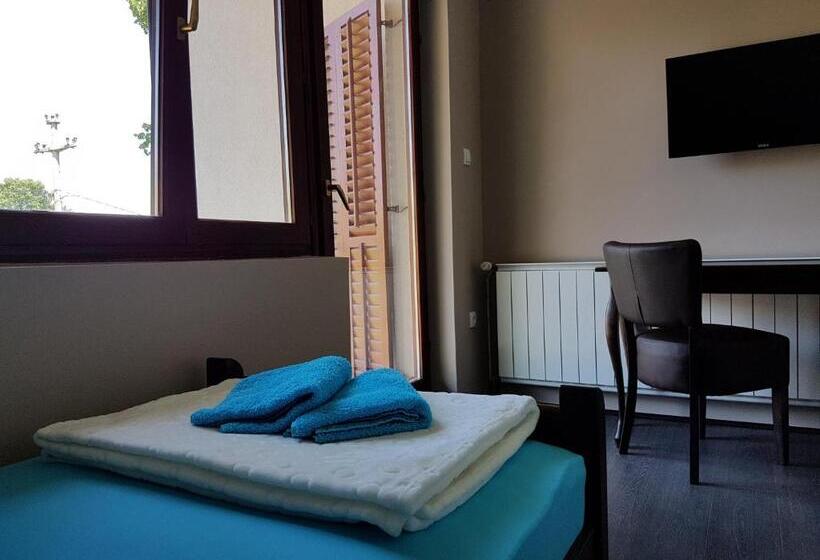 اتاق استاندارد, Apartmani Simić Valjevo