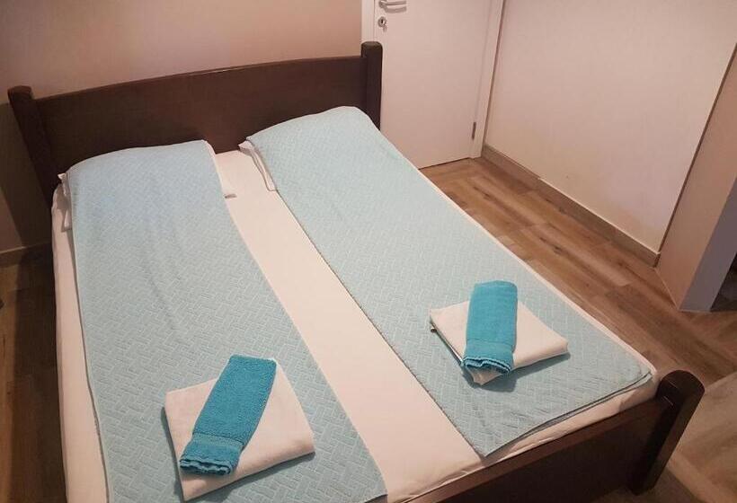 سوییت, Apartmani Simić Valjevo