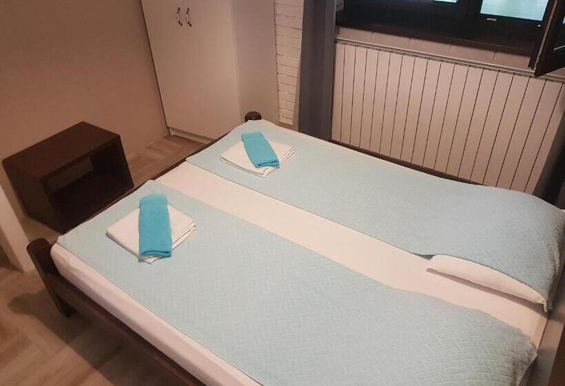 سوییت, Apartmani Simić Valjevo