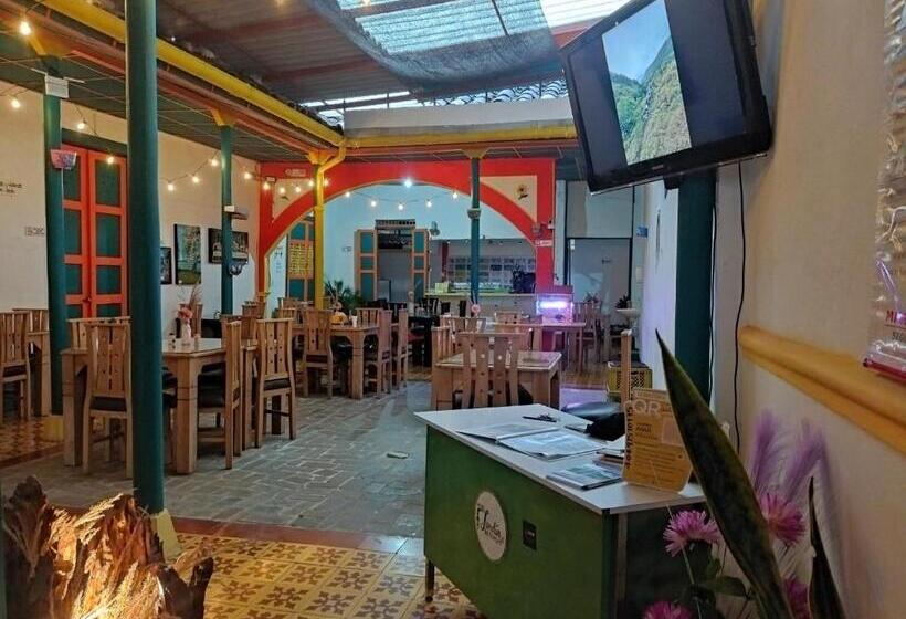 اتاق استاندارد سه نفره, Jardín Es Tuyo