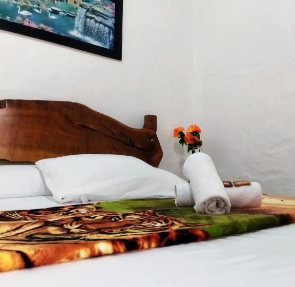 اتاق استاندارد سه نفره, Jardín Es Tuyo