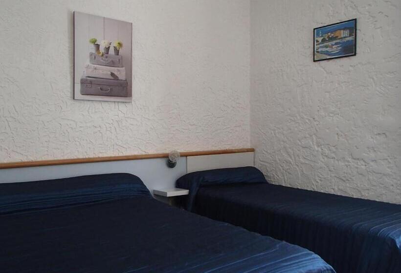 정원 전망 3인용 수피리어 룸, Hôtel Sole E Mare