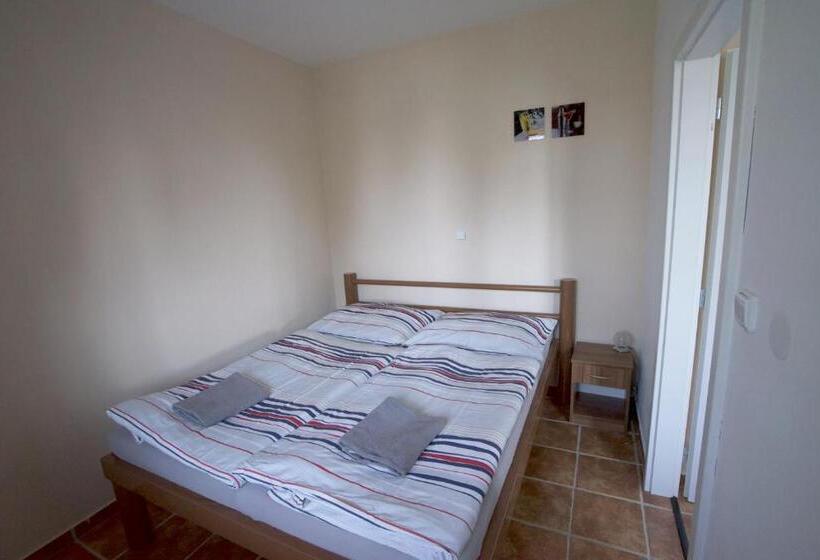 1 Sovrums Lägenhet, Penzion Rožmberk