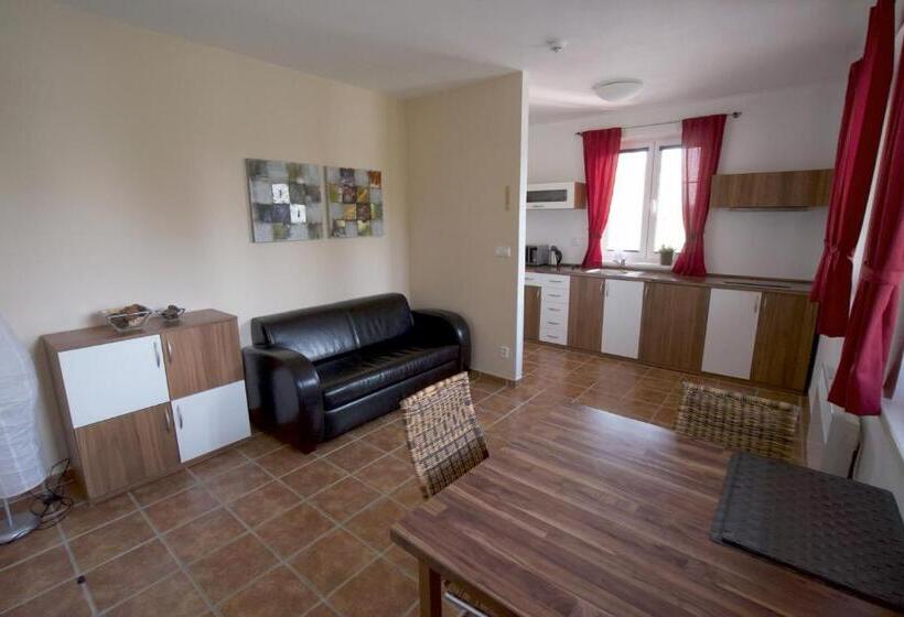 1 Sovrums Lägenhet, Penzion Rožmberk