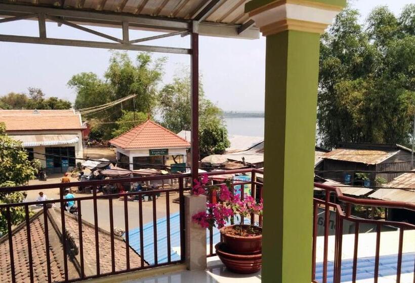 Pokój Standard Wewnętrzny, Phalla Riverside