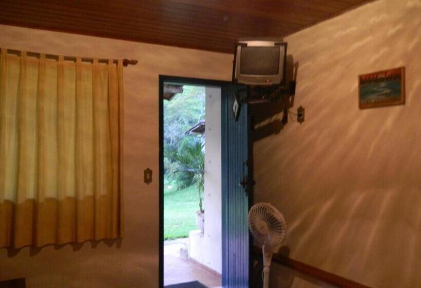 غرفة قياسية ثلاثية مزودة بشرفة, Fazenda Hotel Alvorada