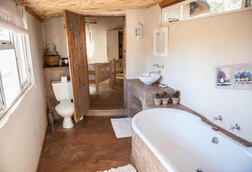 חדר משפחתי חדר אמבטיה משותף, Dalmore Guest Farm