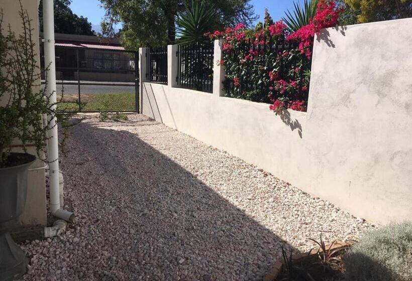 شاليه غرفة نوم واحدة, Arnheim Guesthouse