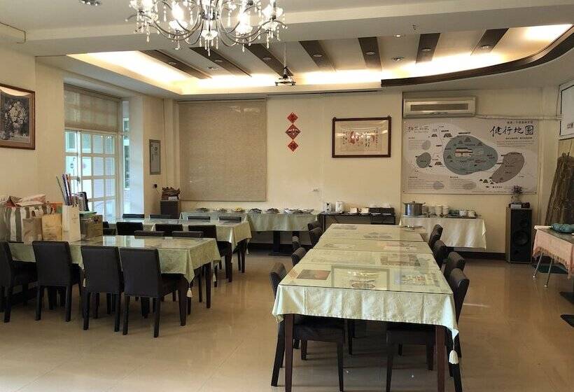 اتاق استاندارد سه نفره, Bo Zho Villa