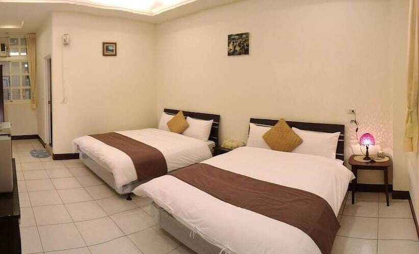 اتاق استاندارد چهار تخته, Bo Zho Villa