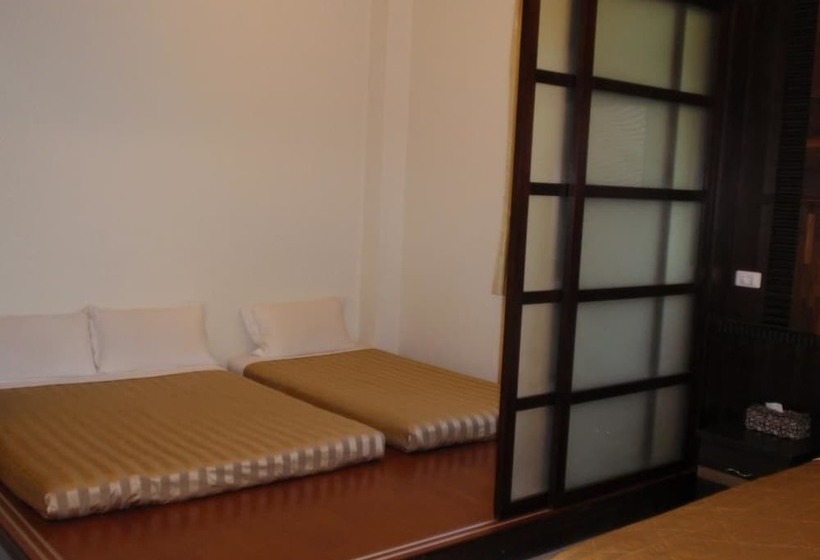 اتاق خانوادگی, Bo Zho Villa