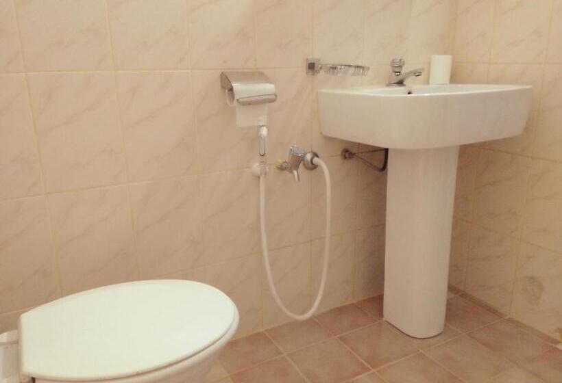 Quarto Triplo Superior, Imaaga Kandy Residence