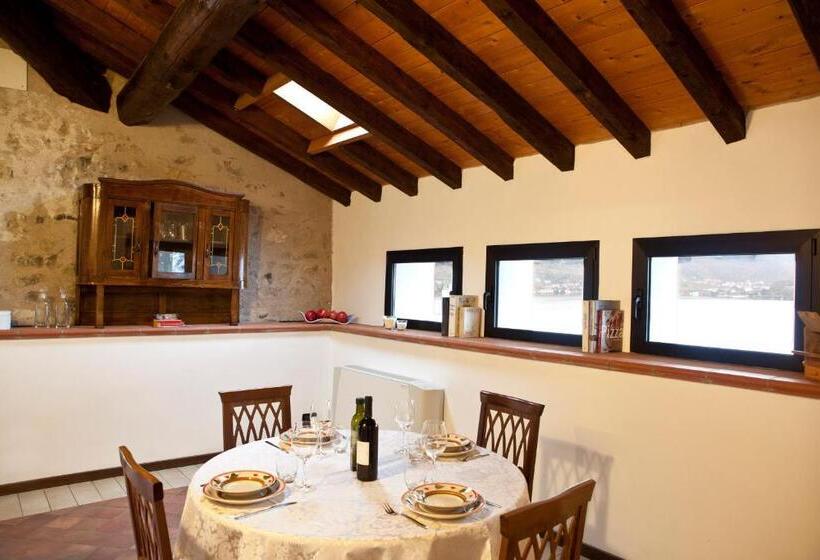 דירת חדר, Castello Oldofredi