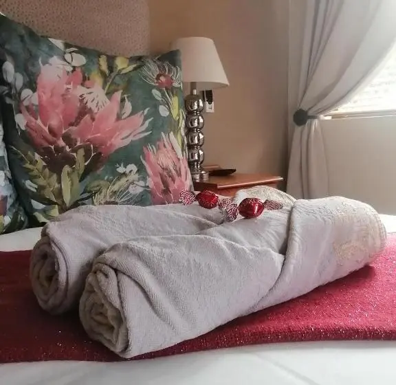 اتاق لوکس, Aviento Guesthouse