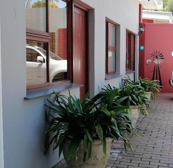 חדר אקונומי, Aviento Guesthouse