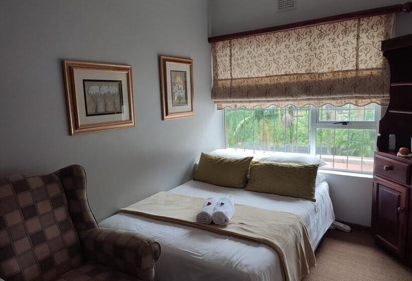 家庭间, Hillton Manor Guest House